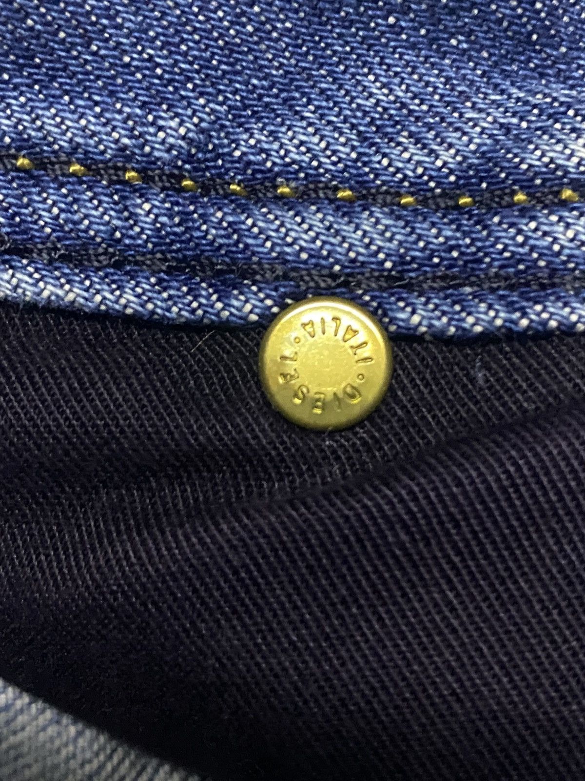 Diesel Black Gold Vintagw Diesel Italy Faded Wash Distressed Loose Jeans Size US 29 - 15 Thumbnail