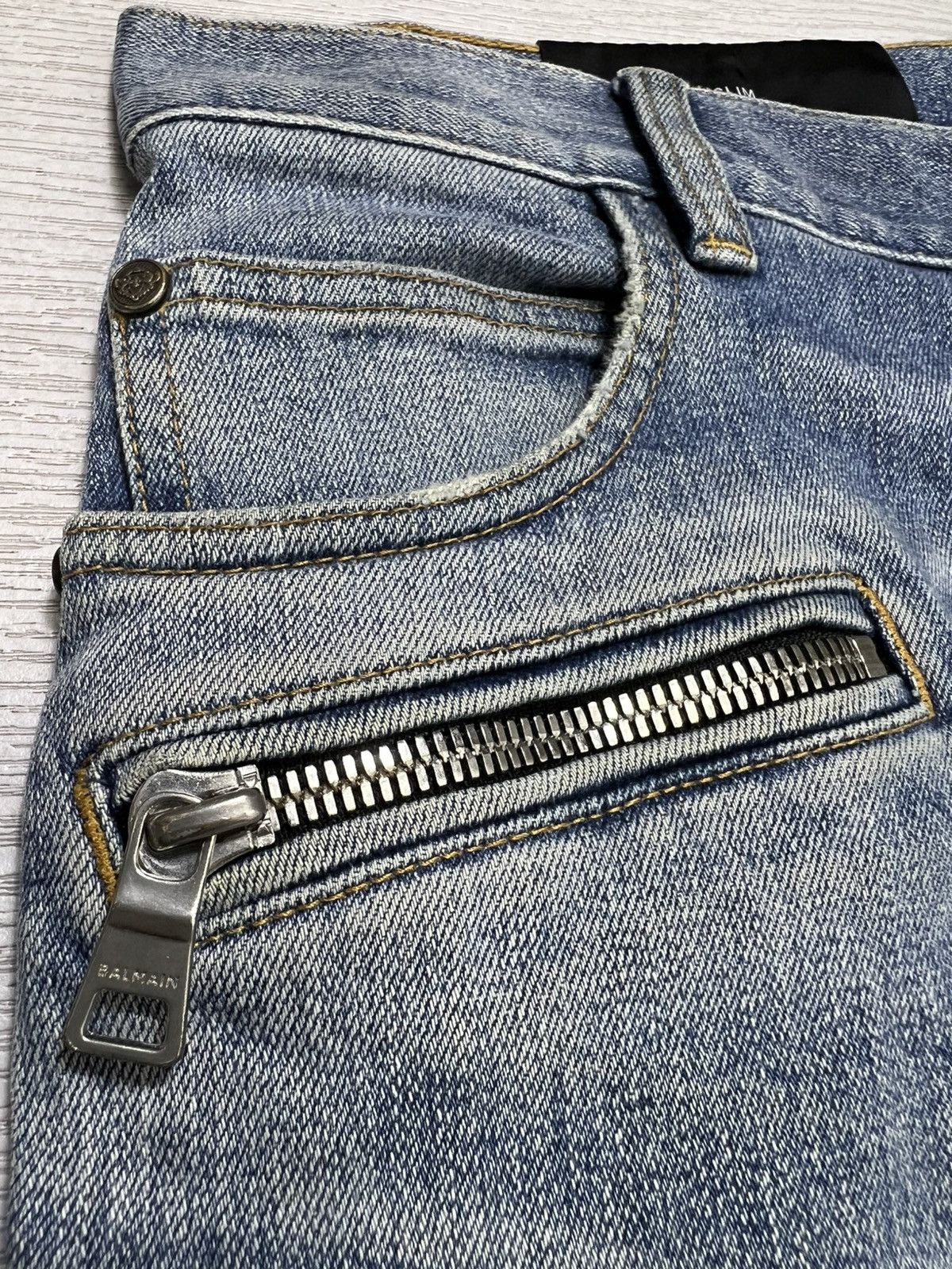 Balmain Balmain - S/S ‘21 - Embossed Logo Skinny Jeans Size US 30 / EU 46 - 6 Thumbnail