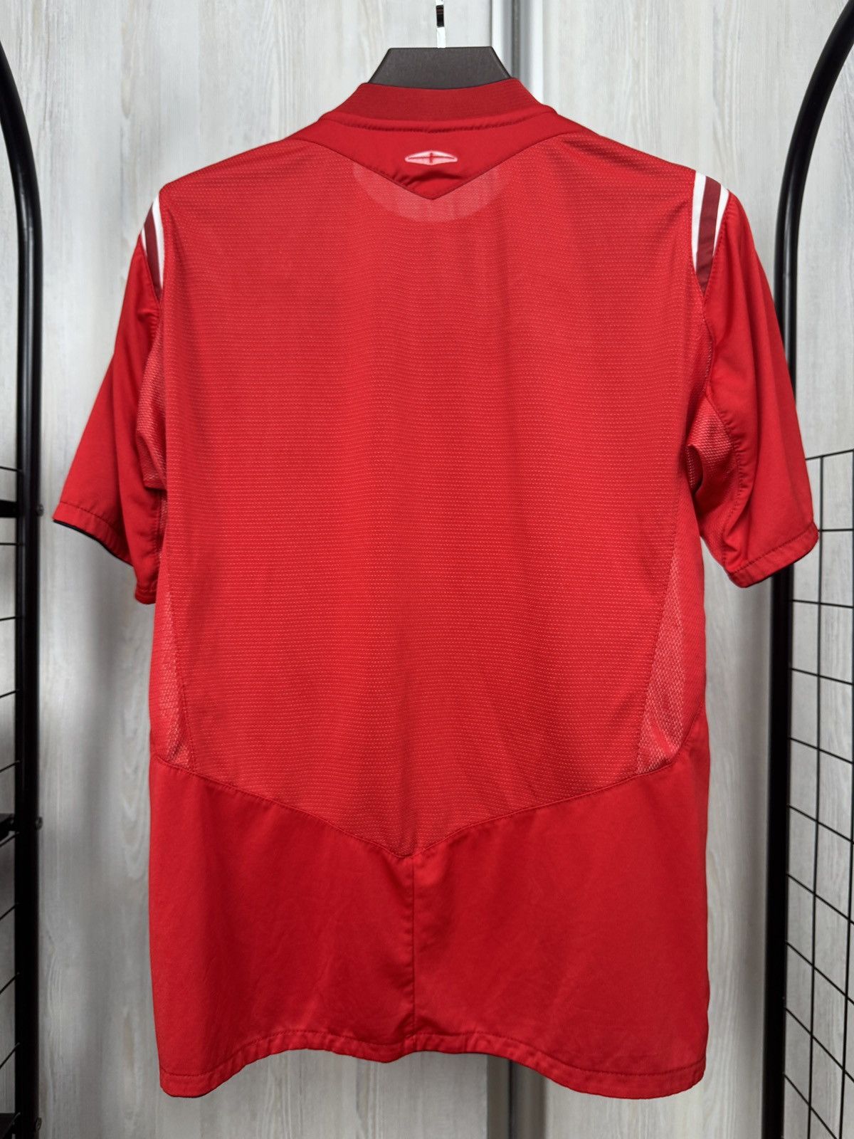 Umbro Umbro England 2004 2006 away soccer jersey football shirt Size US L / EU 52-54 / 3 - 7 Thumbnail
