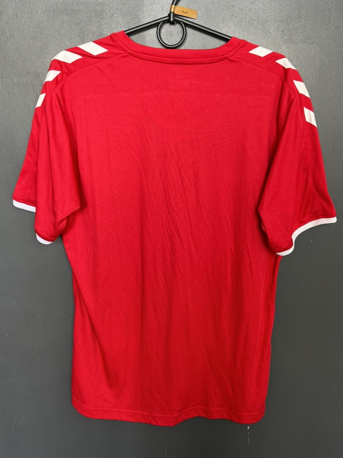 Hummel Charlton Athletic Home Football Jersey Size US S / EU 44-46 / 1 - 2 Thumbnail