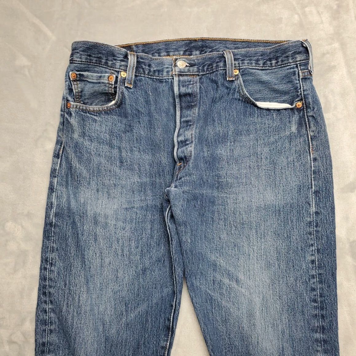 Vintage Levis 501 Jeans Mens 36x30 Blue Denim Original Button Fly Pants Casual Pants Size US 36 / EU 52 - 3 Thumbnail