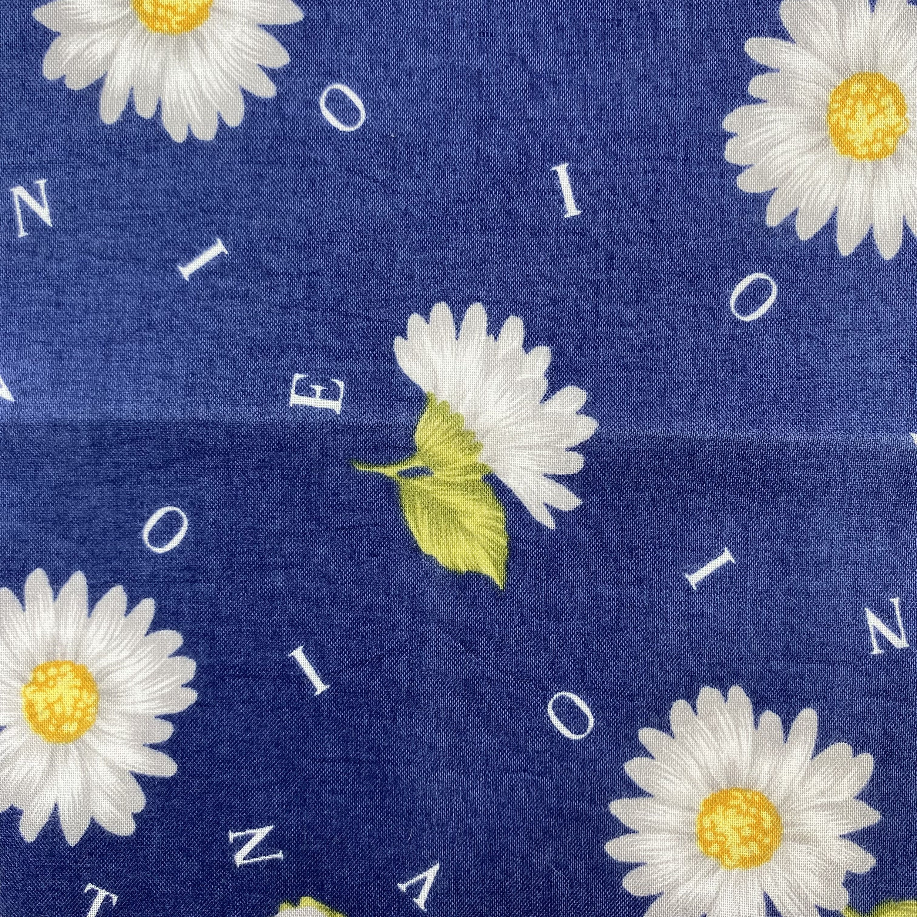 Valentino × Vintage Valentino Garavani Handkerchief / Neckerchief-P1534 Size ONE SIZE - 4 Thumbnail
