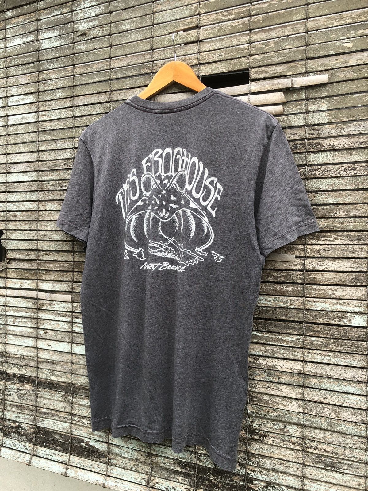 Volcom RARE Vintage Y2K Volcom TK’S Frog House Inc Bakckhit Tee Size US L / EU 52-54 / 3 - 4 Thumbnail