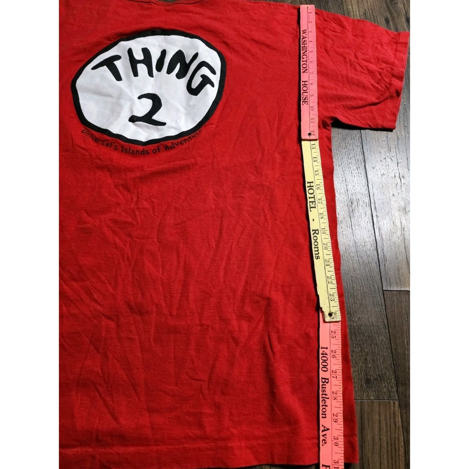 Vintage VINTAGE Universal Studios Hollywood T-Shirt Big & Tall 2XL Cat In The Hat Red Double-Sided Men's Shirt Size US XXL / EU 58 / 5 - 3 Thumbnail