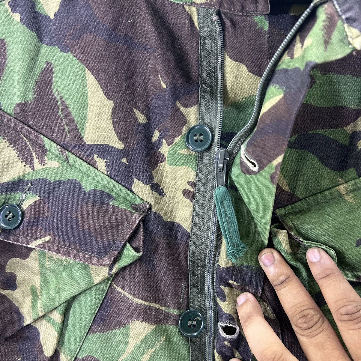 Vintage Vintage 1960s British Army Smock Combat DPM Camouflage Field Size US L / EU 52-54 / 3 - 6 Thumbnail