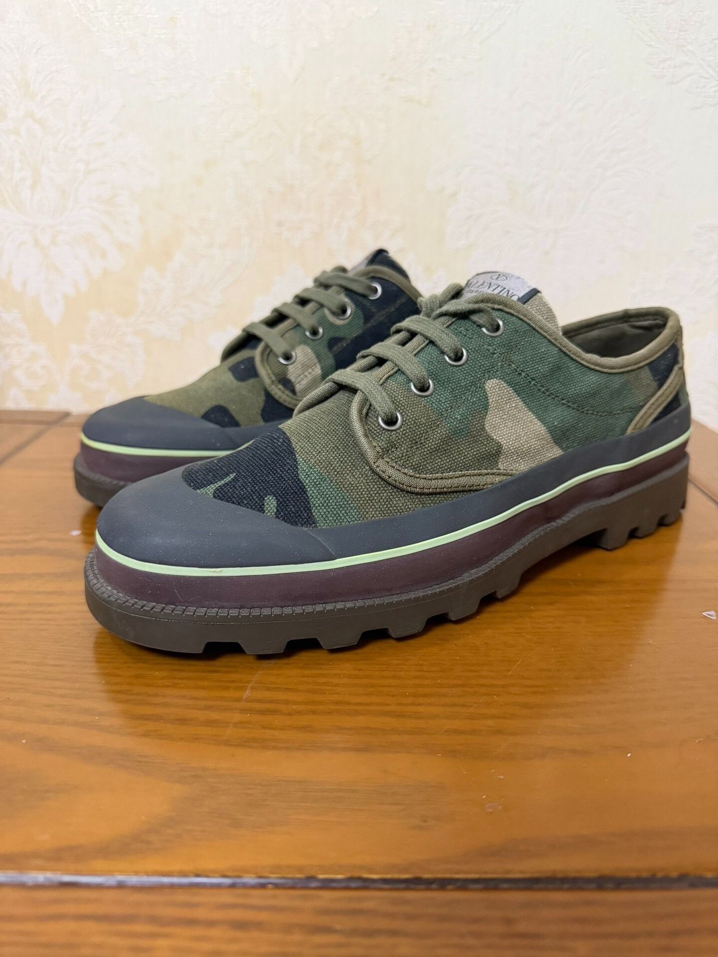 Valentino Valentino Hiking Camo Lowtop Sneakers 8 Men Size US 8 / EU 41 - 1 Thumbnail
