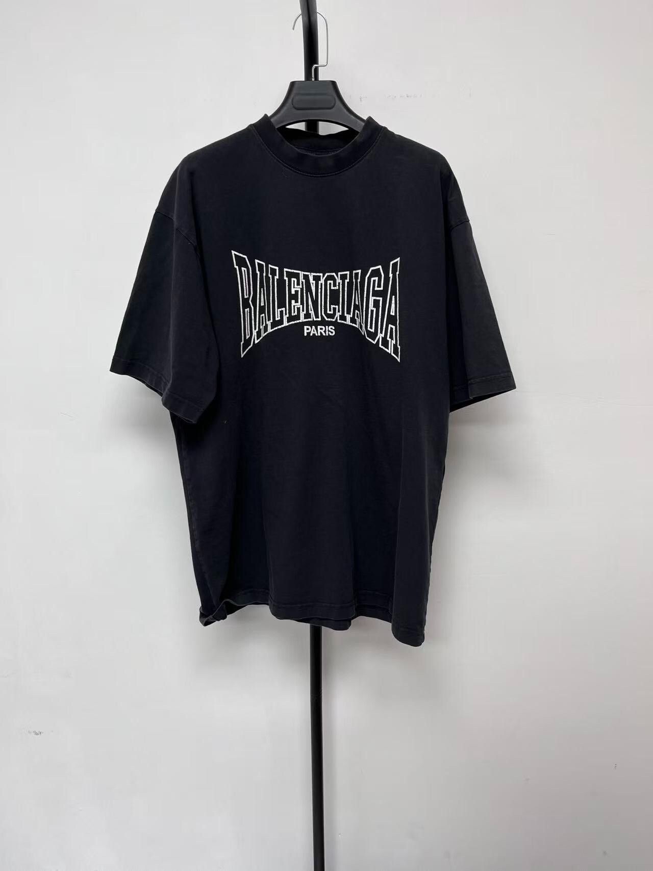 Balenciaga balenciaga logo printed short sleeve t-shirt Size US S / EU 44-46 / 1 - 1 Thumbnail
