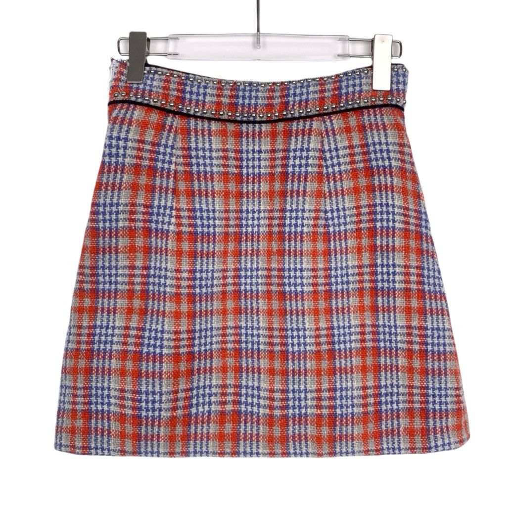 Miu Miu Miu Miu Color-block Beaded Plaid Tweed Casual Skirt K26WX Size 26" / US 2 / IT 38 - 2 Thumbnail