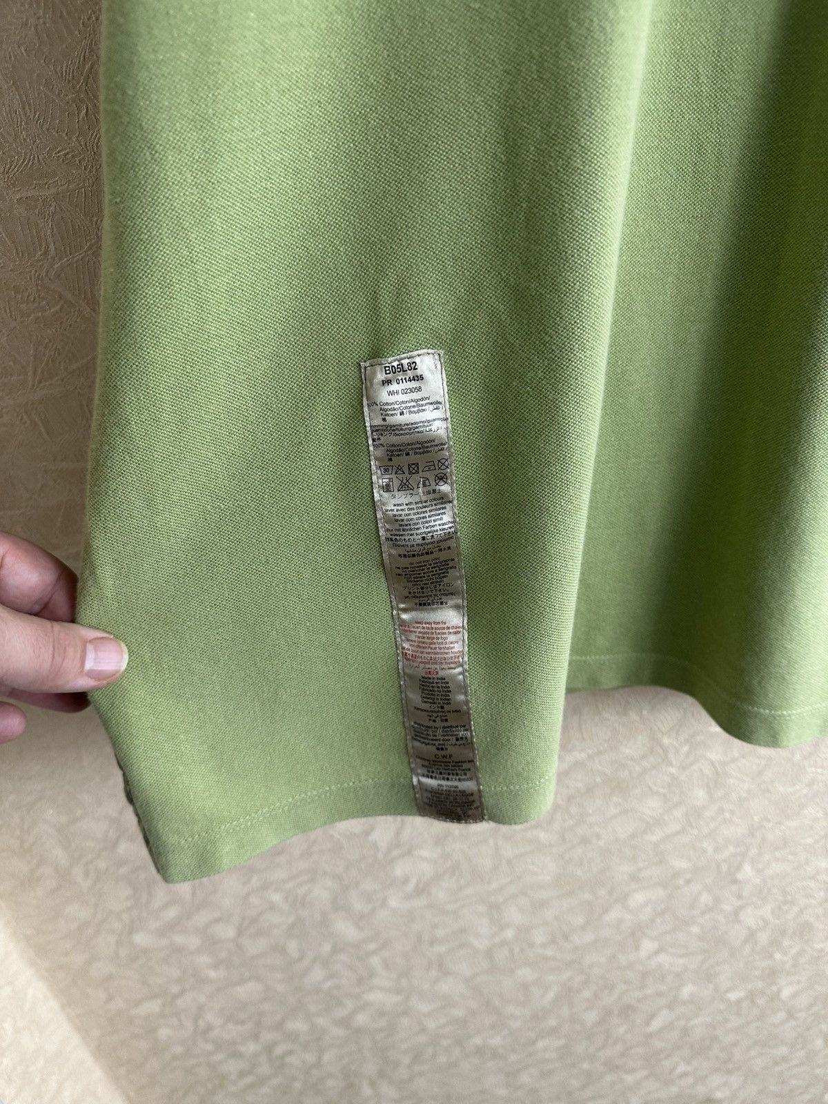 Burberry Burberry x custom t shirt size XL- 2XL vintage Size US XL / EU 56 / 4 - 11 Thumbnail