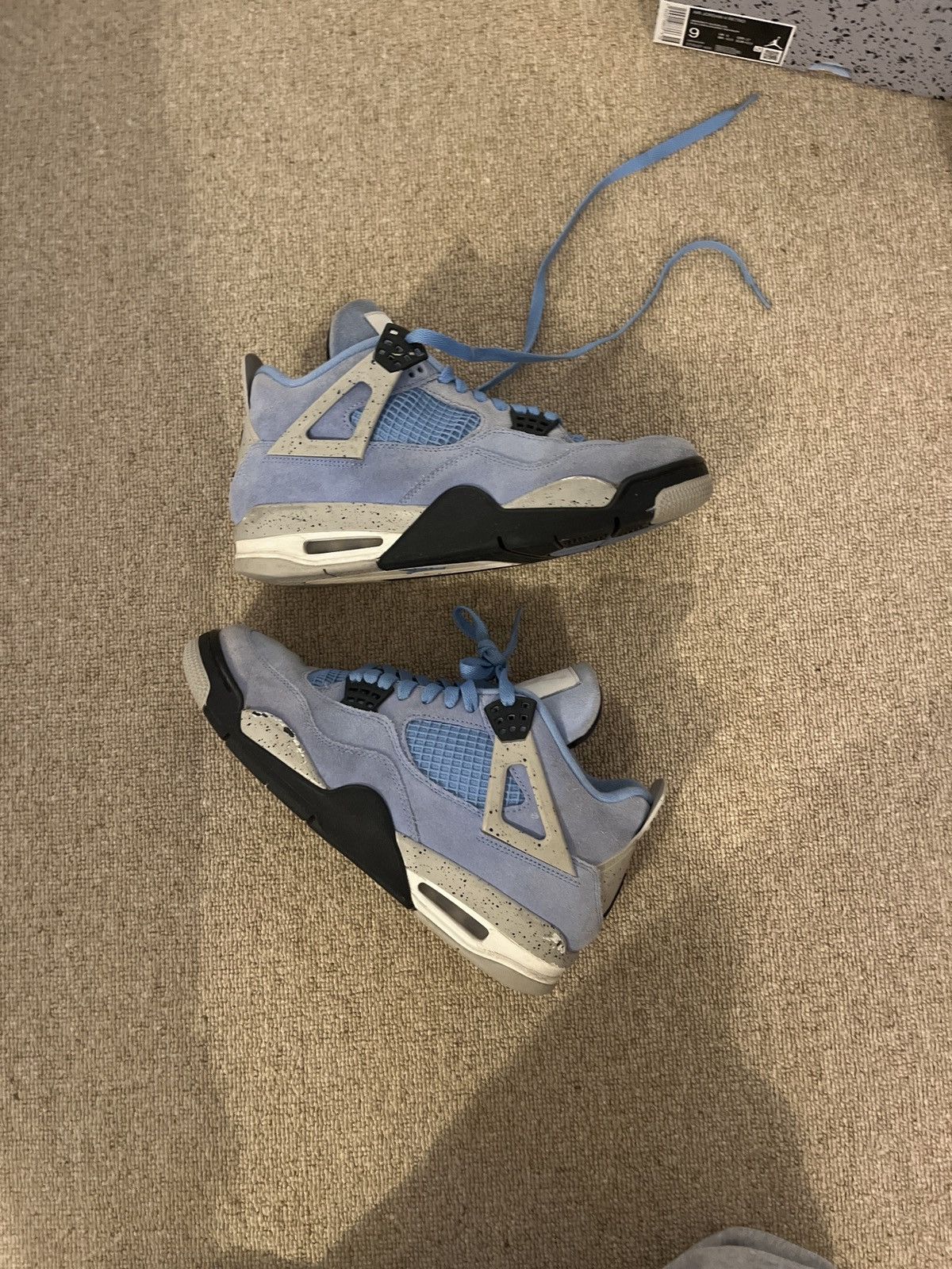 Jordan Brand Air Jordan 4 Retro University Blue OG Box Size 9.5 Used Size US 9.5 / EU 42-43 - 3 Thumbnail