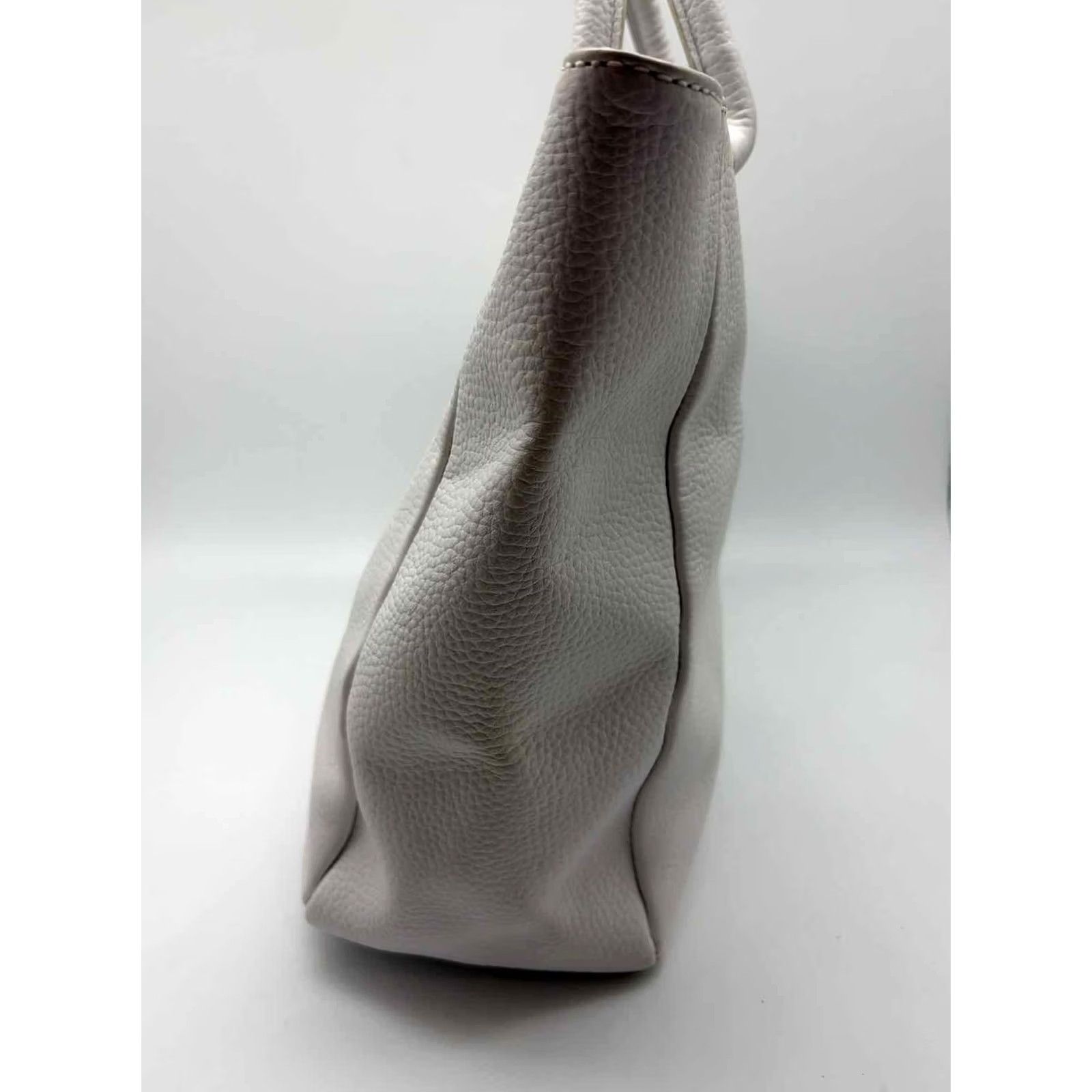 Gap Gap White Pebbled Tote Bag Pre-Owned Tote Size ONE SIZE - 4 Thumbnail