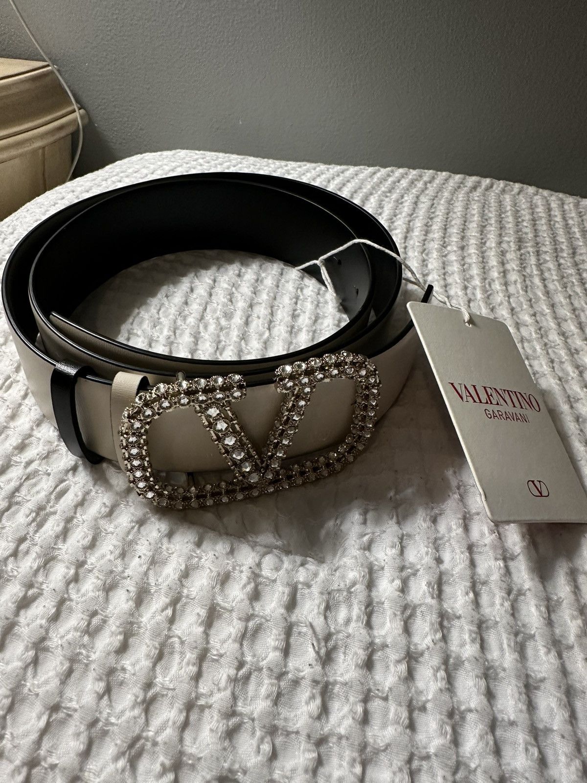 image of Valentino Garavani Valentino Belt in Beige, Women's
