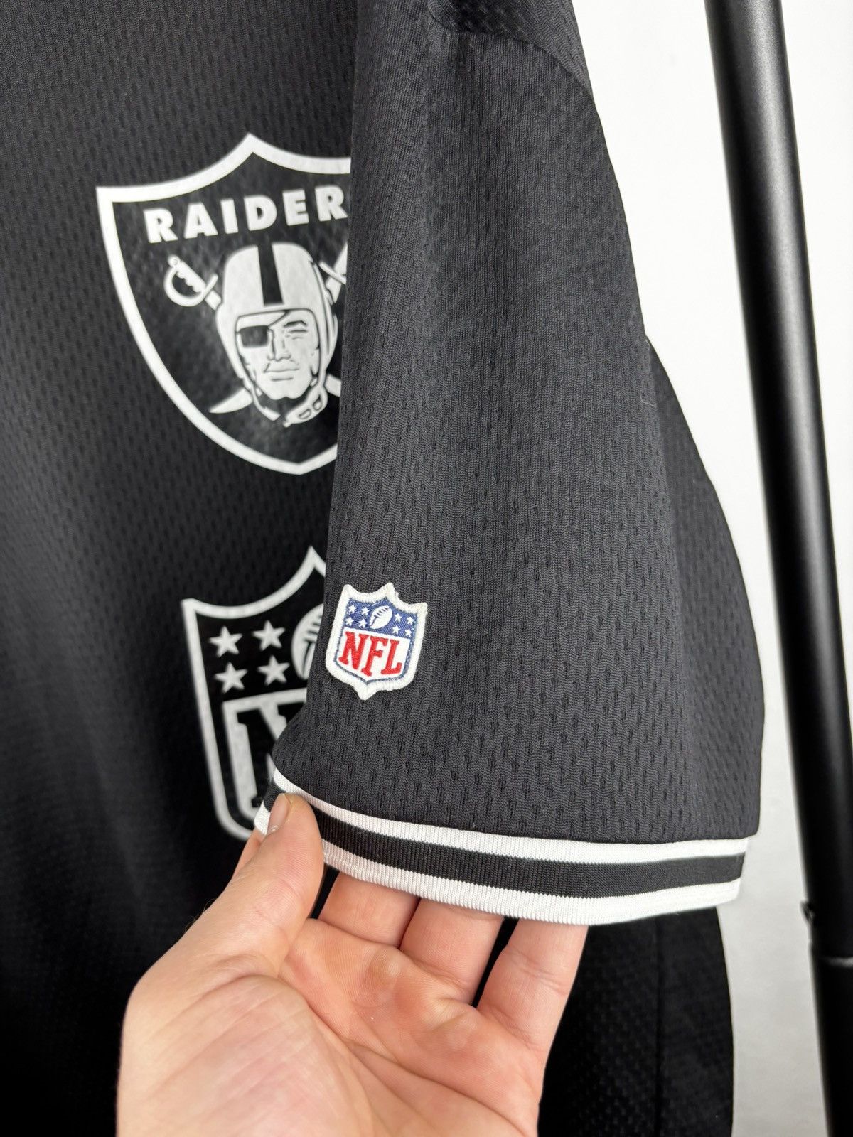 NFL NFL x Raiders jersey size M Size US M / EU 48-50 / 2 - 2 Thumbnail
