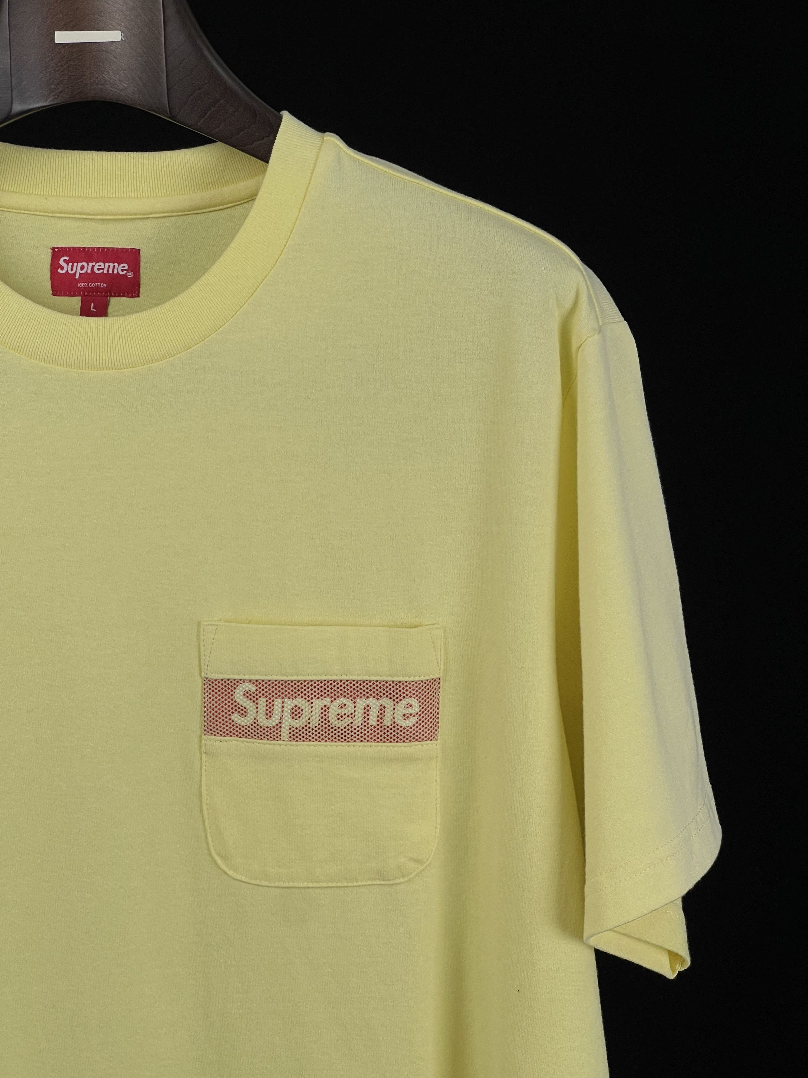 Supreme UNWORN* MESH STRIPE POCKET SS19 TEE Yellow Size US L / EU 52-54 / 3 - 3 Thumbnail