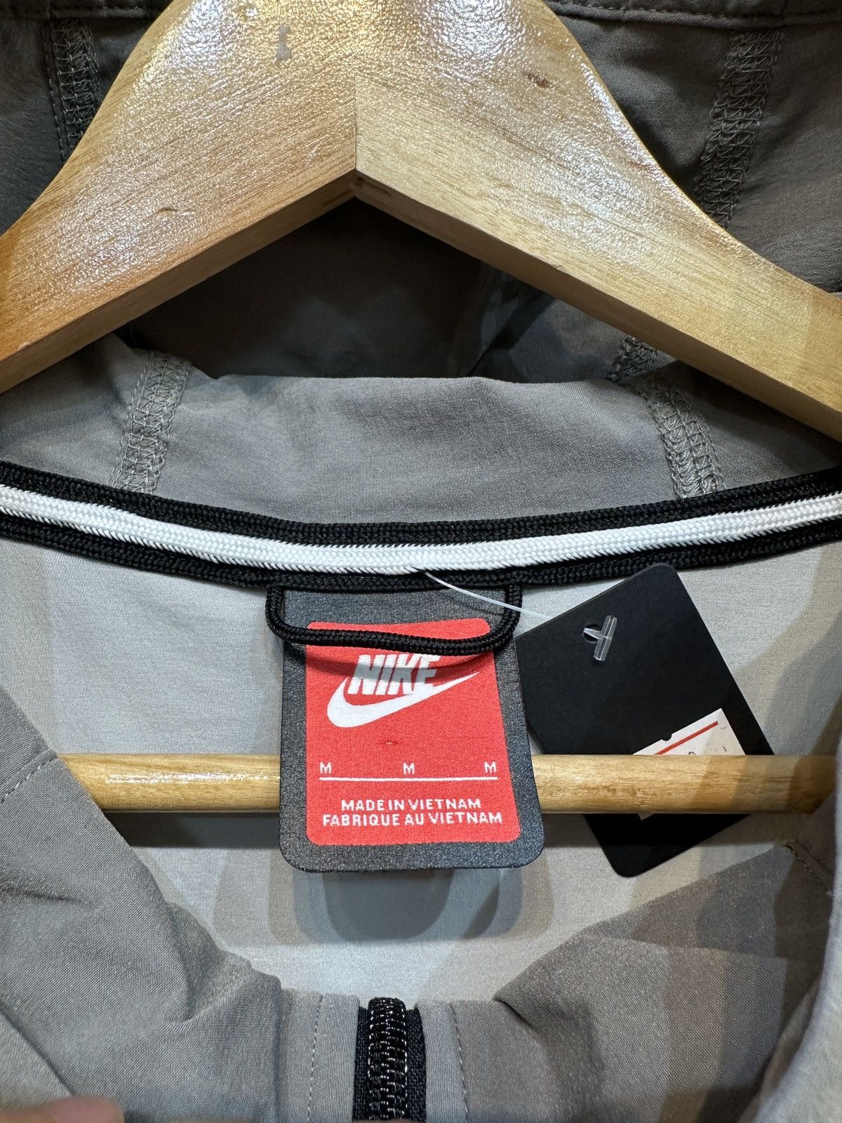 Nike Nike Tech Woven Track Jacket Size US M / EU 48-50 / 2 - 11 Thumbnail