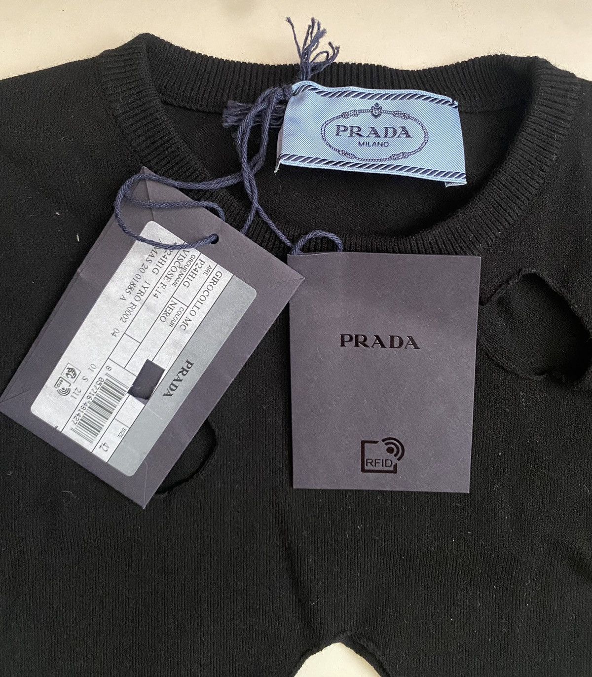 Prada 🧀80% off🧀 Prada cut out black top Size L / US 10 / IT 46 - 2 Thumbnail