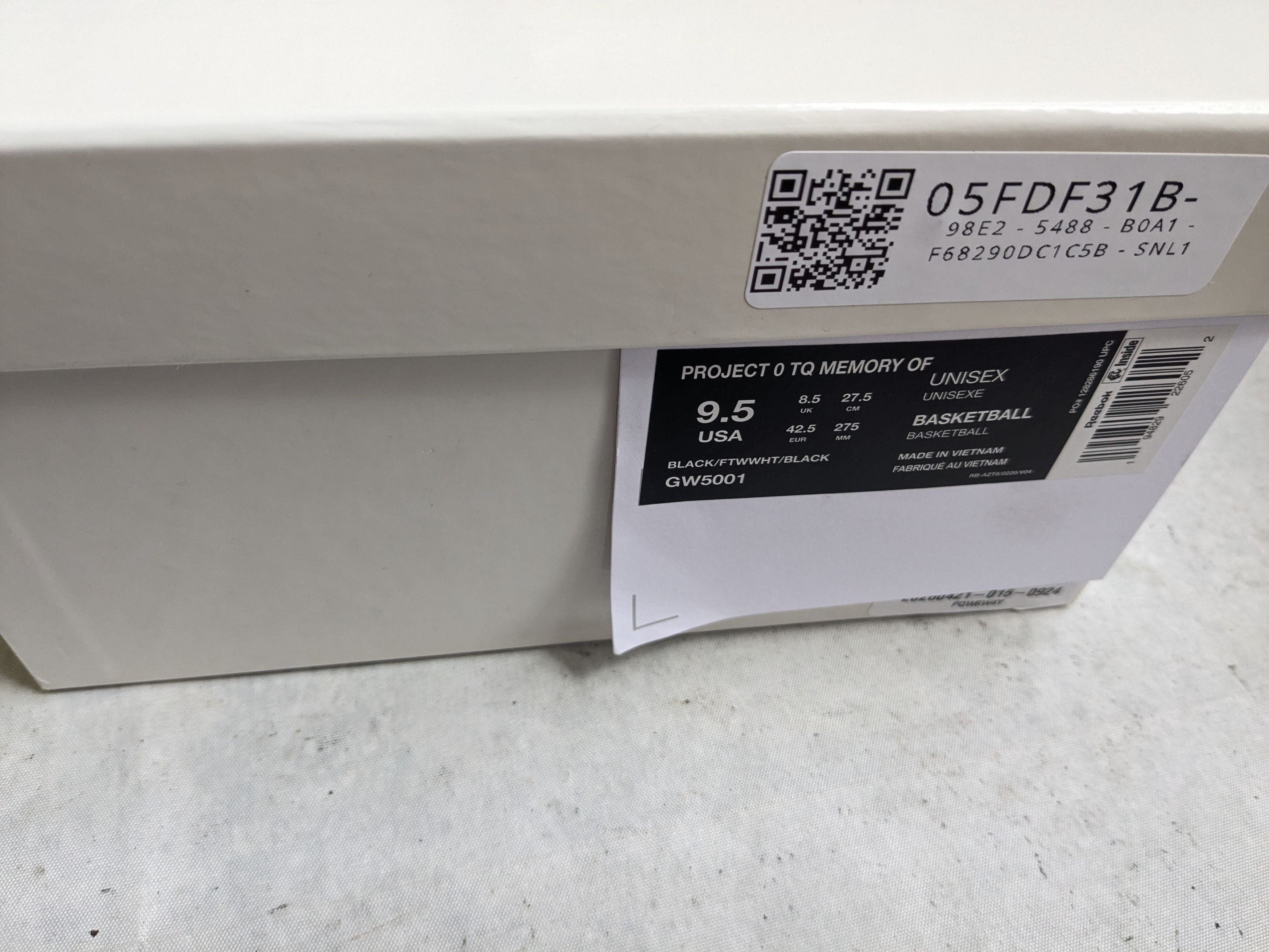 Maison Margiela Maison Margiela x Reebok Question Black 9.5 Leather Size US 9.5 / EU 42-43 - 18 Thumbnail
