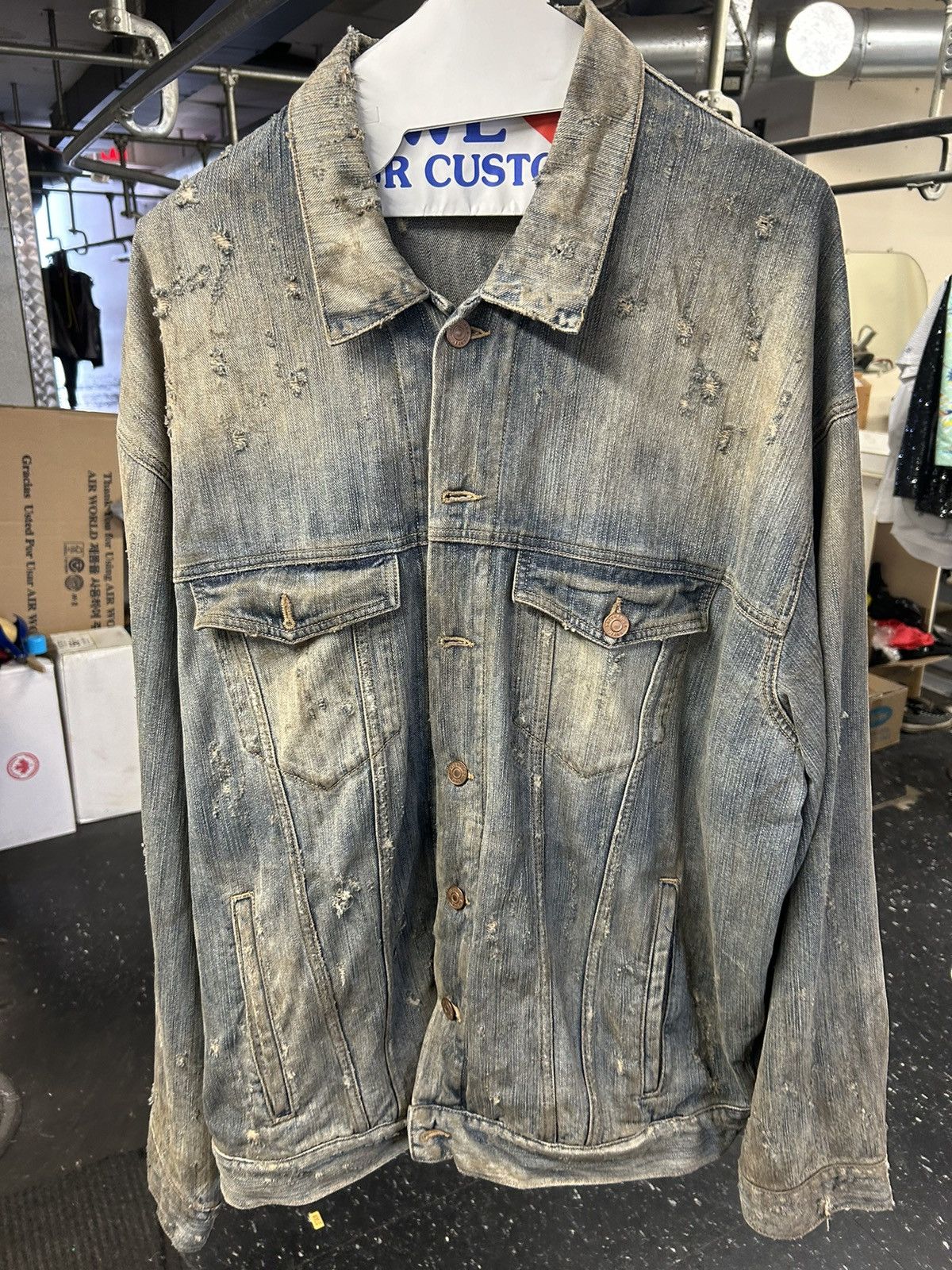 Balenciaga Balenciaga Distressed Denim Jacket Size US L / EU 52-54 / 3 - 1 Thumbnail