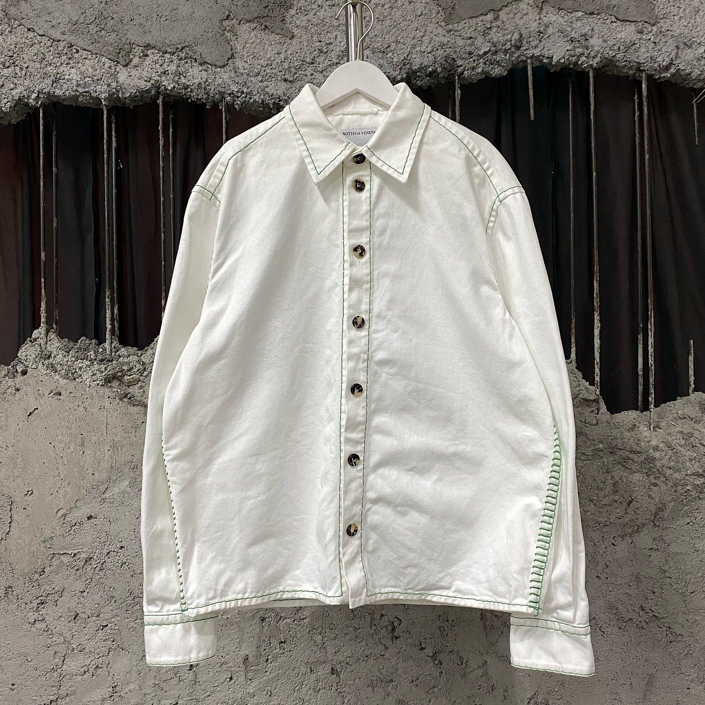 Bottega Veneta Bottega Veneta Contrast Stitch Button Up Shirt Size 44 Size US S / EU 44-46 / 1 - 1 Thumbnail