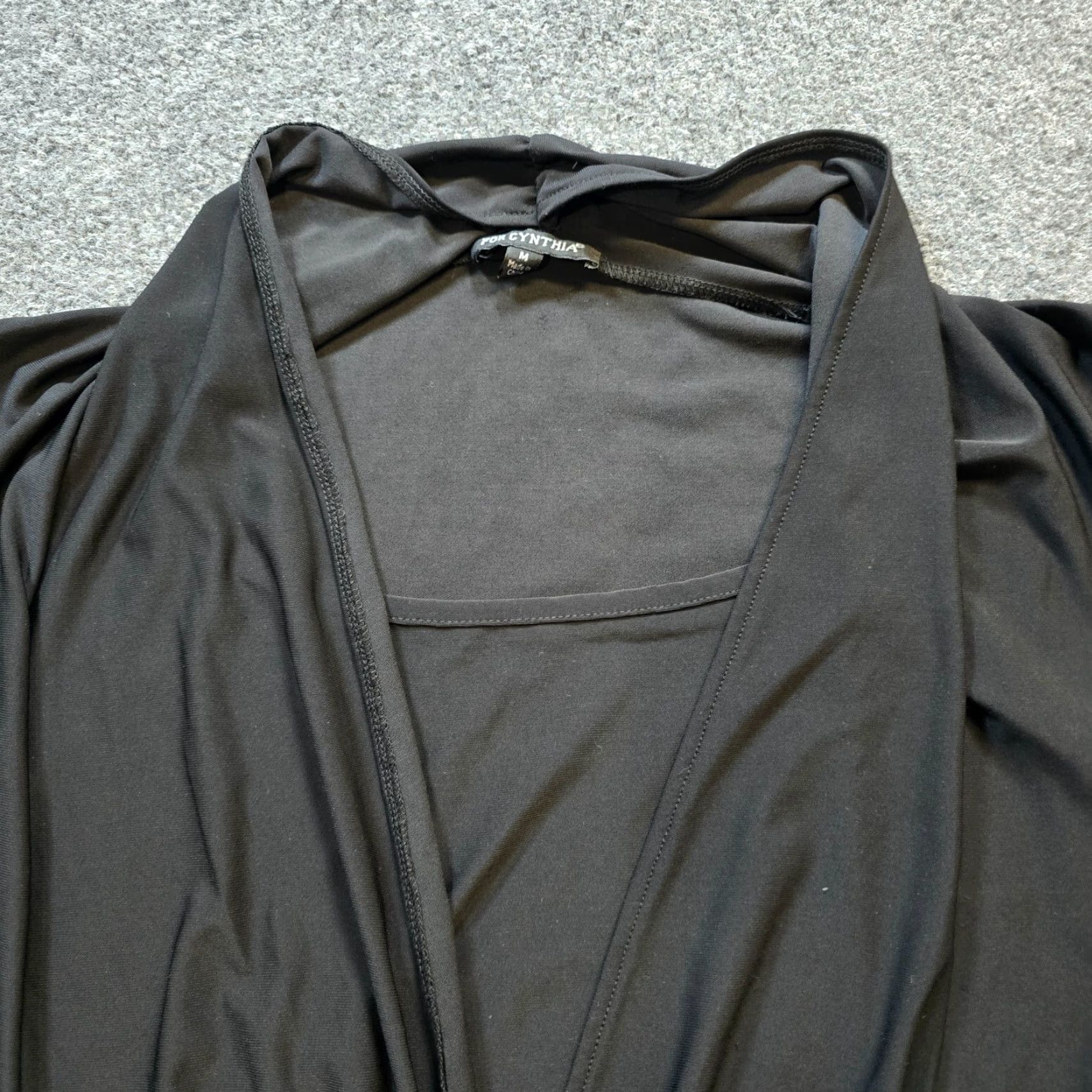 Vintage For Cynthia Top womens Size Medium Black Stretchy Cowl Neck Short Sleeve Blouse Size M / US 6-8 / IT 42-44 - 2 Thumbnail