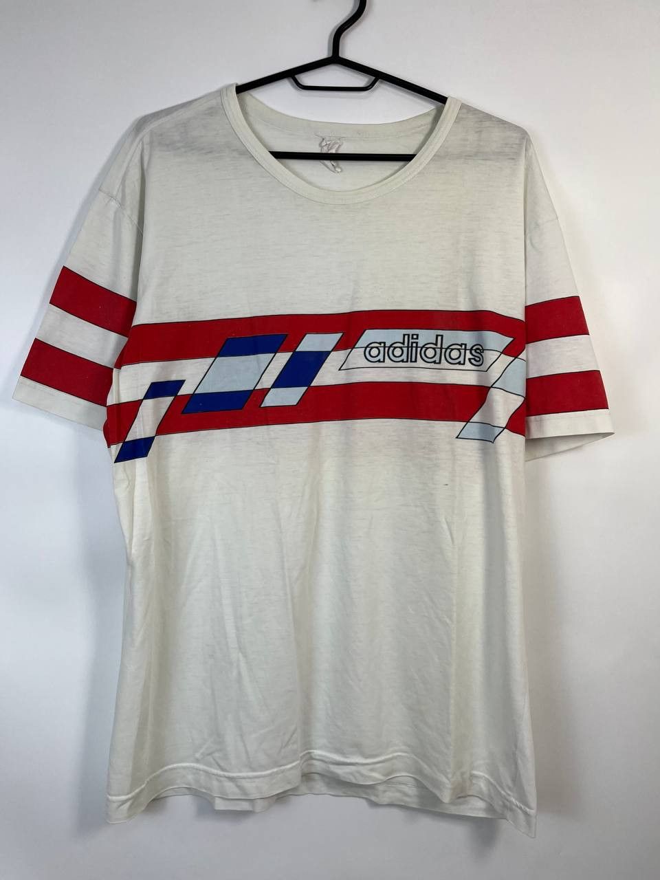 Adidas Vintage 80s Adidas Racing Stripes T-Shirt White Size L Size US L / EU 52-54 / 3 - 1 Thumbnail