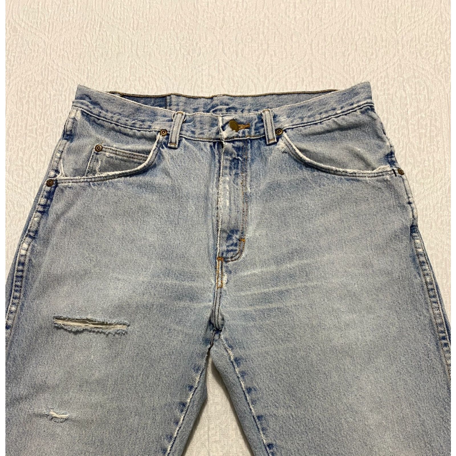 Wrangler VINTAGE Wrangler Jeans Mens 32x29 Blue Distressed Straight Light Wash - Wrangler Jeans Mens 32x29 Blue Distressed Straight Light Wash Size US 32 / EU 48 - 4 Thumbnail