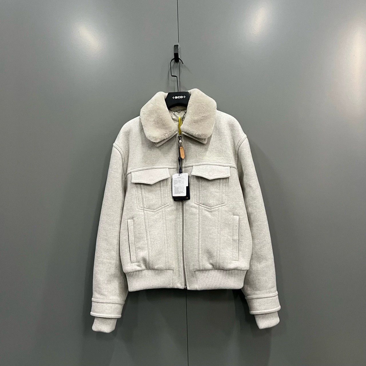 Louis Vuitton louis vuitton ski collection embroidered logo jacket Size US L / EU 52-54 / 3 - 1 Thumbnail