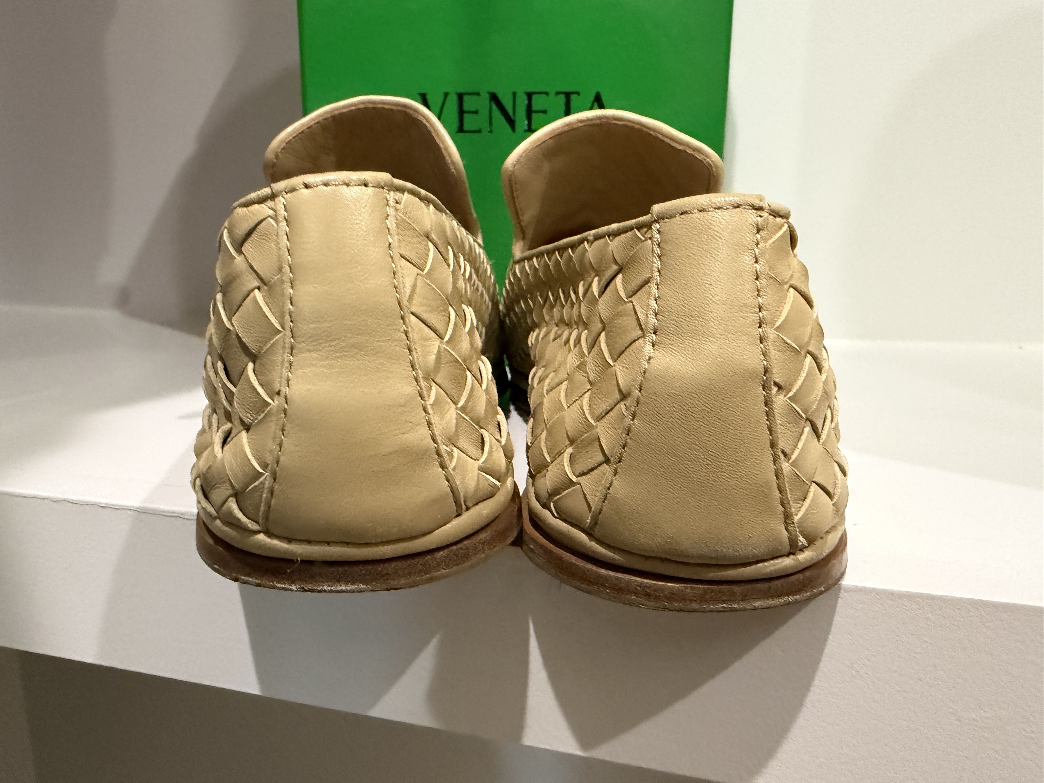 Bottega Veneta Bottega Veneta Opaque Weave Leather Shoes in Cane Sugar 40.5 Size US 7.5 / EU 40-41 - 6 Thumbnail
