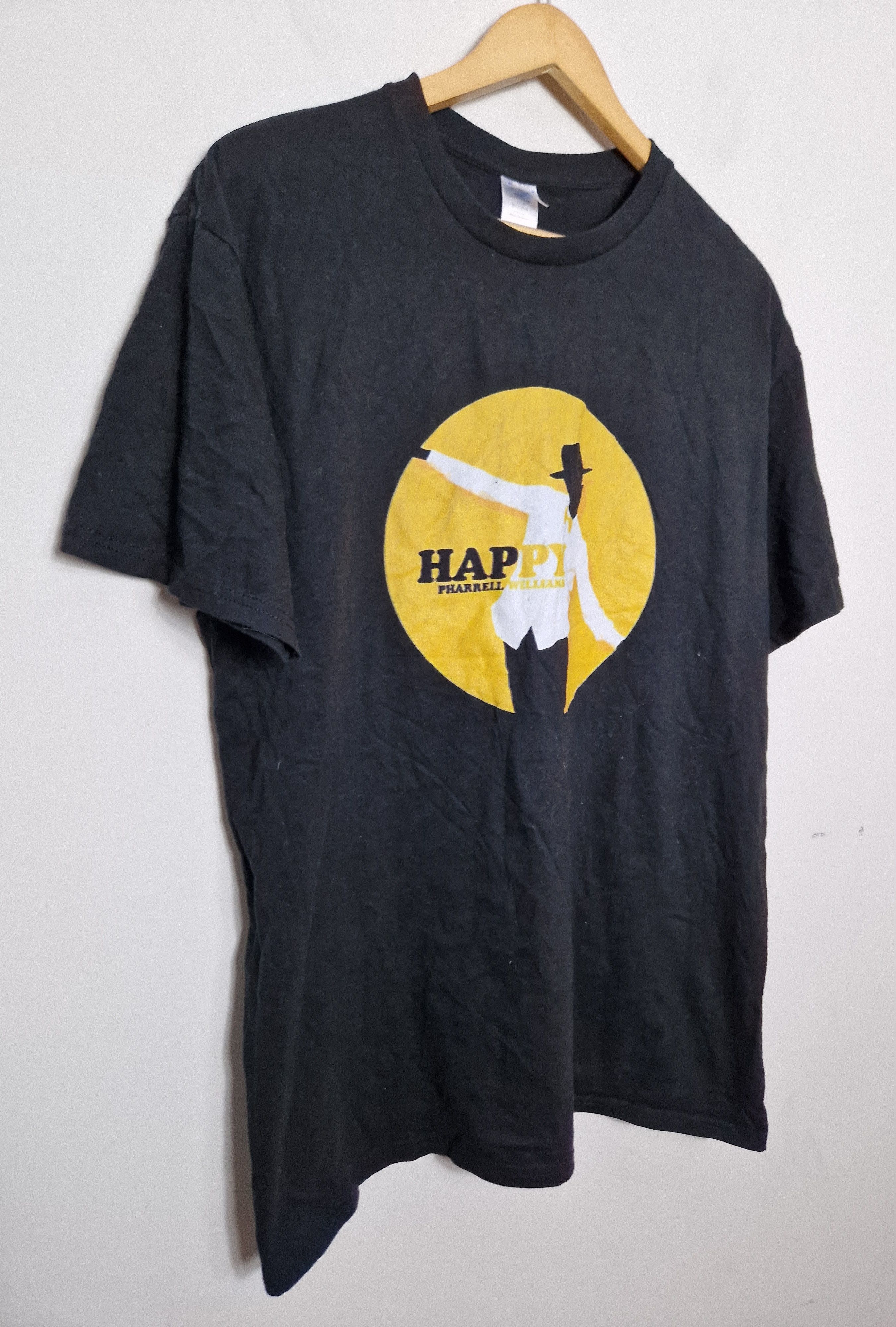 Band Tees Pharrell Williams Happy vintage og merch tee rare Size US XXL / EU 58 / 5 - 3 Thumbnail