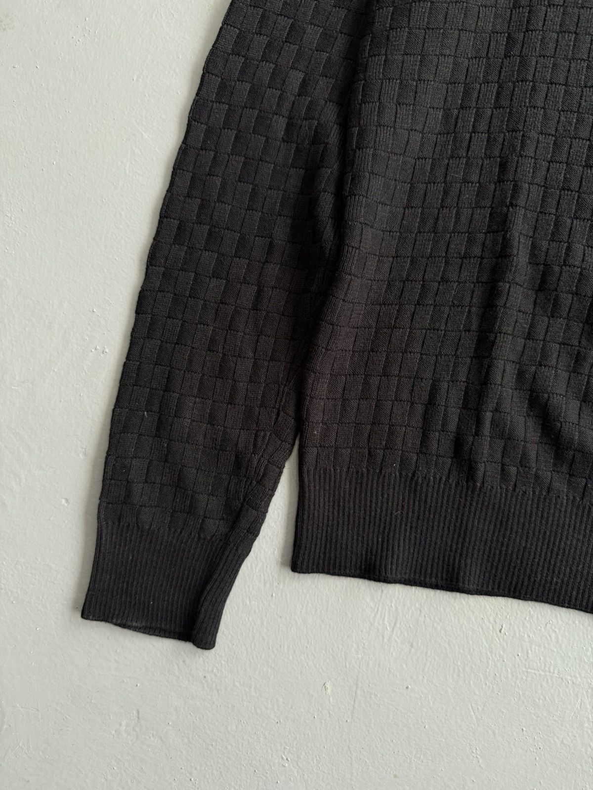 Louis Vuitton Louis Vuitton - Black Damier Crewneck Size US L / EU 52-54 / 3 - 4 Thumbnail