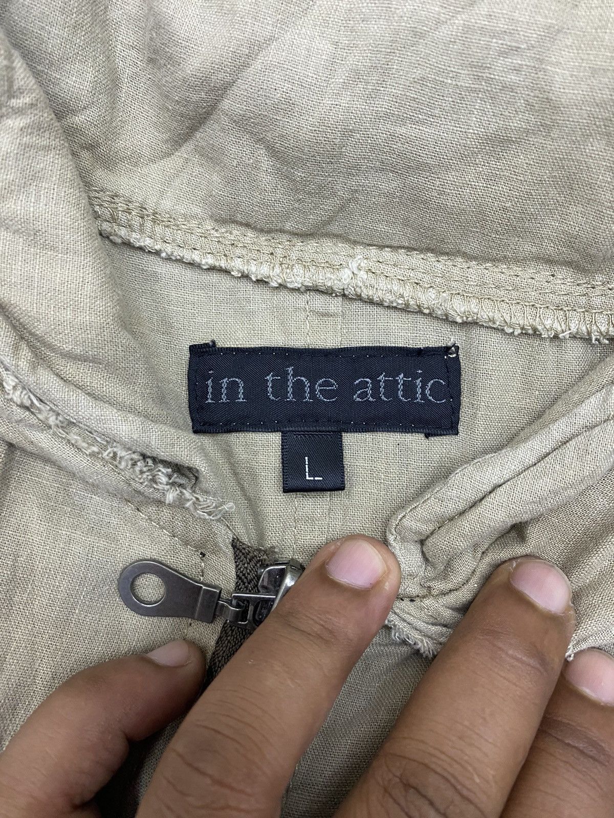 In The Attic (O) IN THE ATTIC HYPE JACKET SLEEVELESS HOODIE Size US L / EU 52-54 / 3 - 16 Thumbnail