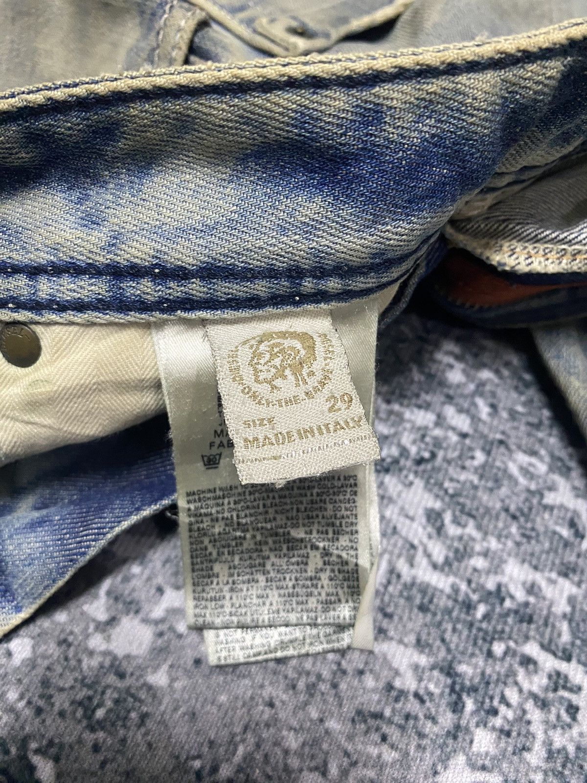 Diesel Vintage Diesel Industry Distressed Denim Jeans Made in Italy Size US 32 / EU 48 - 21 Thumbnail