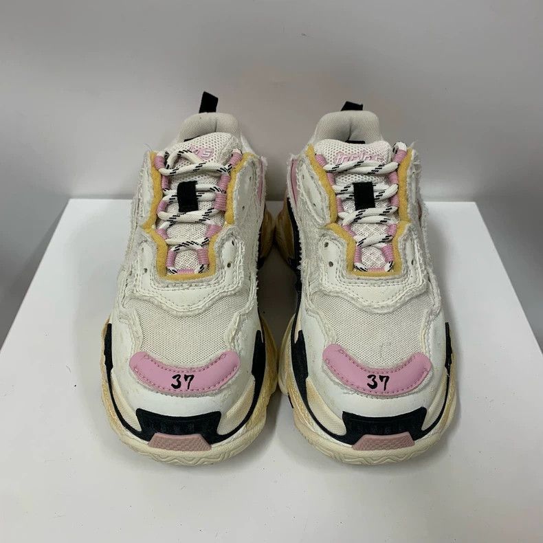 Balenciaga Balenciaga Pink and White Dad Sneakers Size 37-2505 Size US 8 / EU 41 - 2 Thumbnail