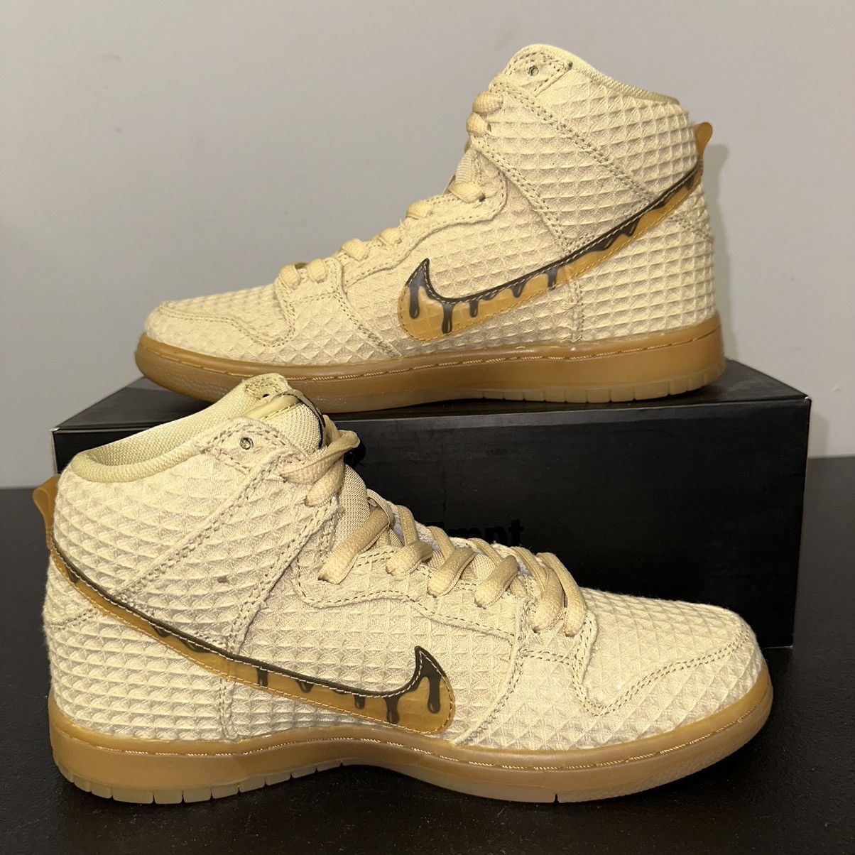 Nike Size 9 - Nike SB Dunk High Premium Hemp Waffle 2016 Size US 9 / EU 42 - 2 Thumbnail