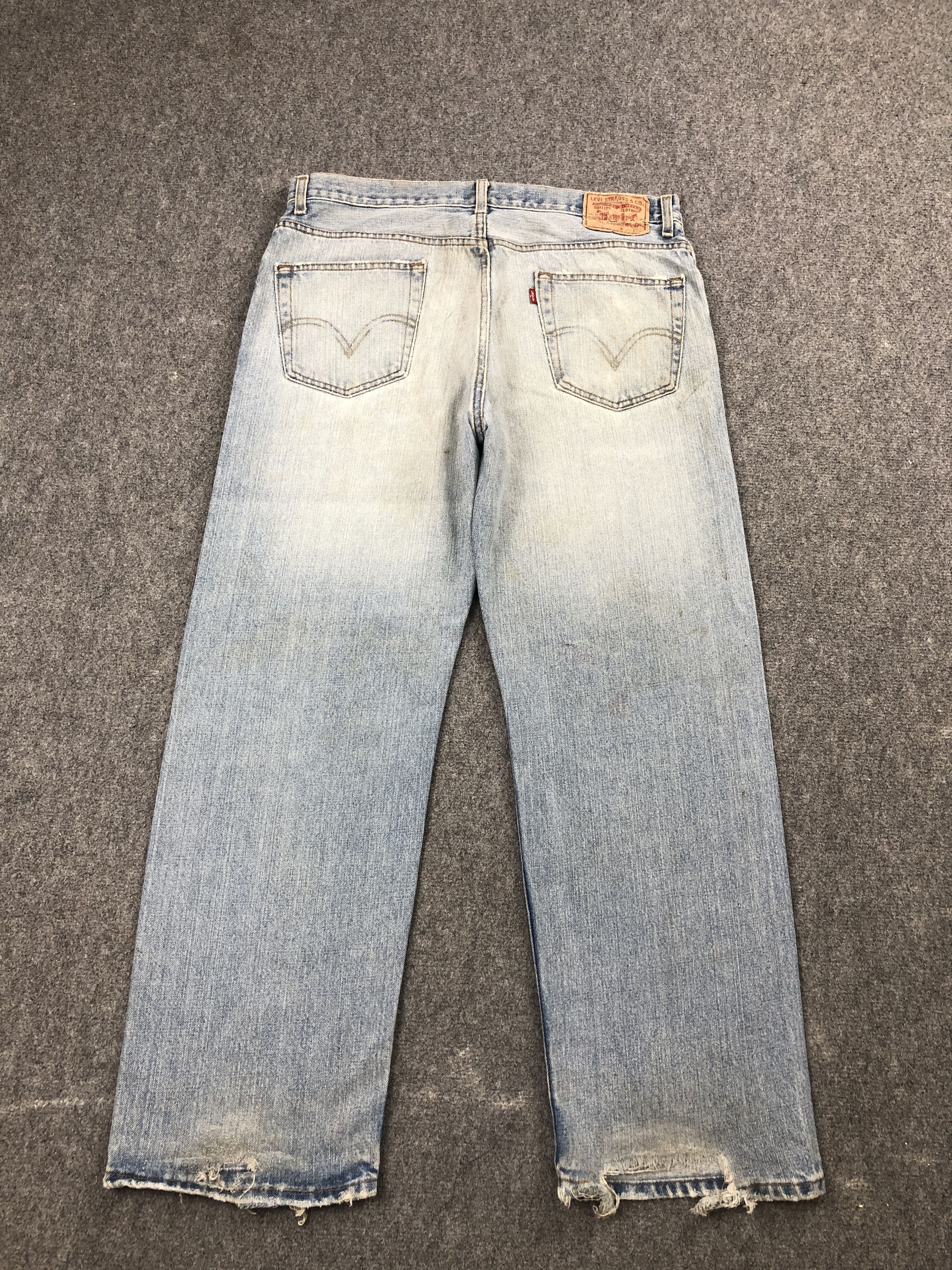 Levi's Vintage Levis 559 Distressed Blue Loose Jeans DP2461 Size US 35 - 3 Thumbnail