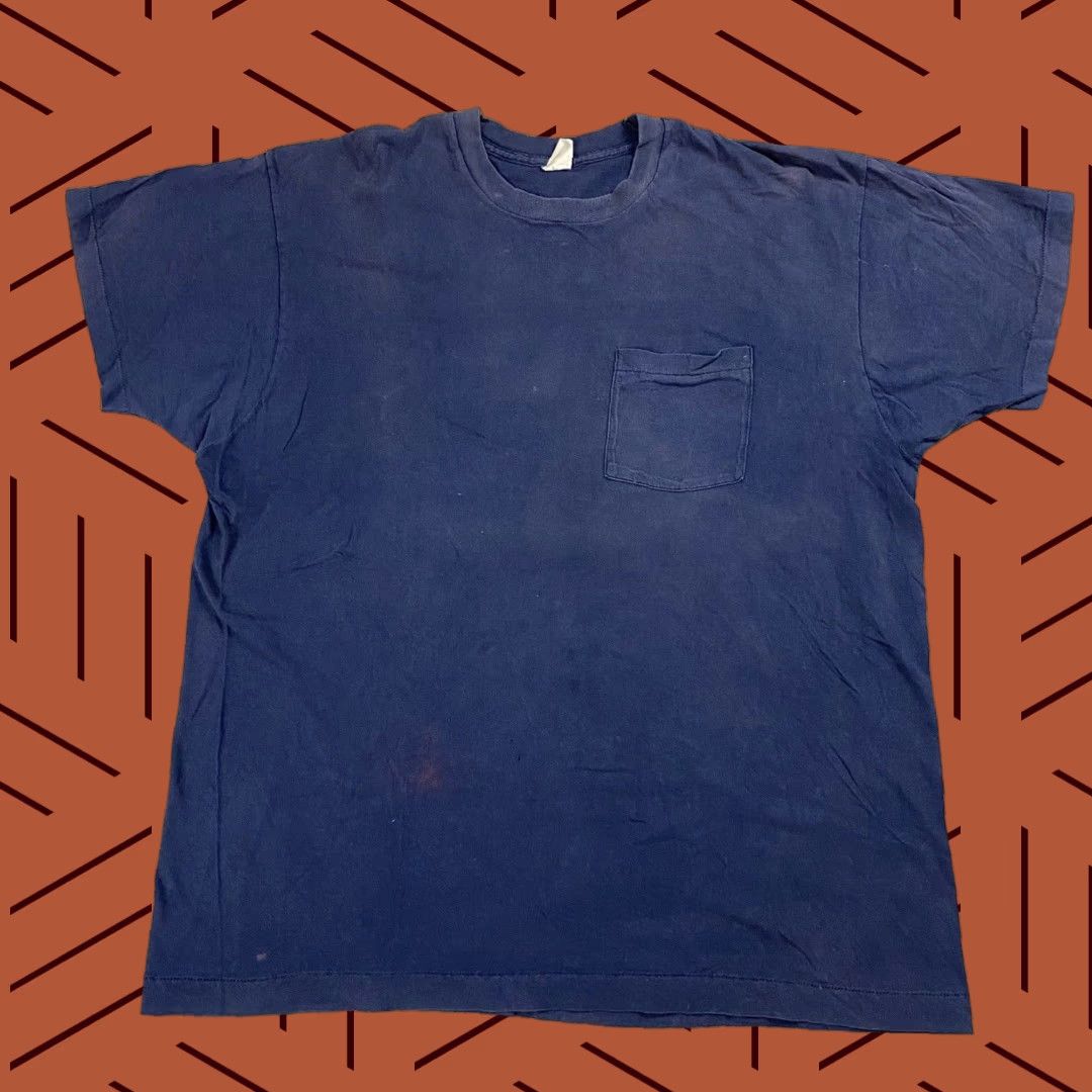 Fruit Of The Loom VINTAGE 1980s Fruit of the Loom Pocket T-Shirt Men’s XXXL Short Sleeve Navy Blue Cotton Blend Fade distressed Beach Sportswear Size US XXL / EU 58 / 5 - 1 Thumbnail