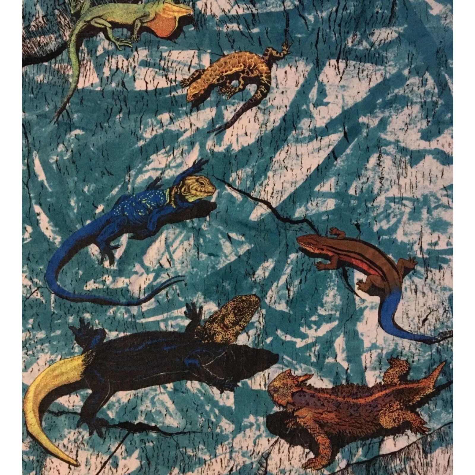 Vintage Vtg 90s Lizards All Over Print Shirt XL Blue Mens T-Shirt Short Sleeve Vintage 90s AOP Grunge Vaporwave Nature Animals Art Surf Hawaii USA 80s Decade Size US XL / EU 56 / 4 - 3 Thumbnail