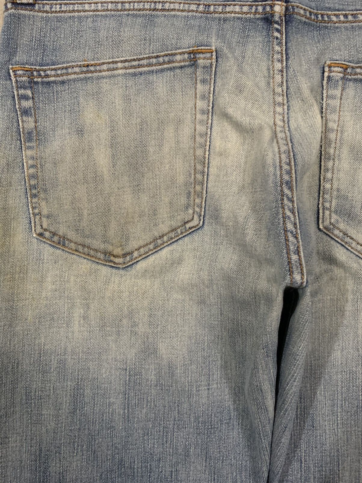 Japanese Brand Vintage Japanese Brand Dirty Mud Wash Loose Distressed Jeans Size US 35 - 12 Thumbnail