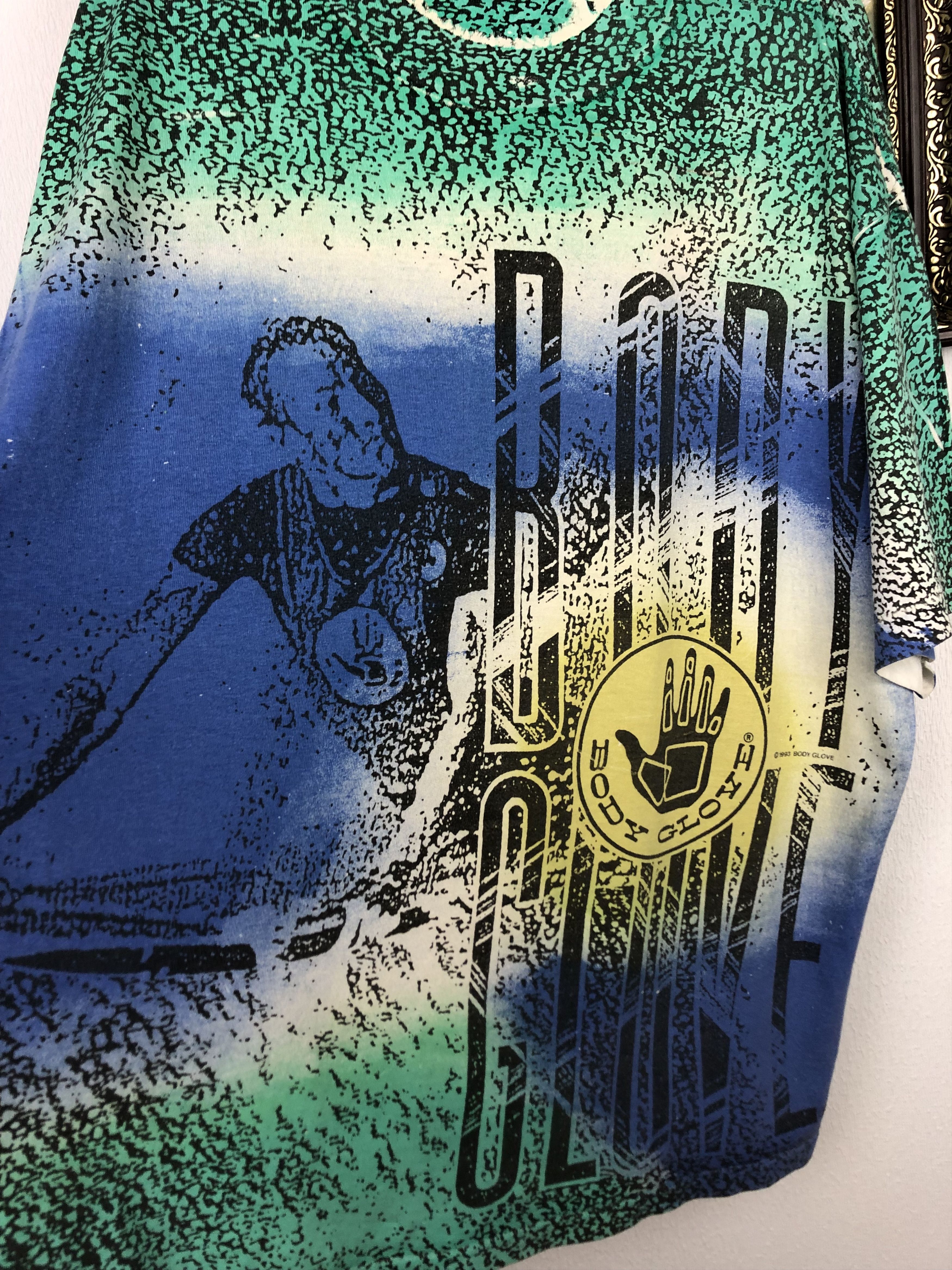 Vintage Vintage Body Glove Shirt Surfing All Over Print Tee Tie Die Size US XL / EU 56 / 4 - 11 Thumbnail
