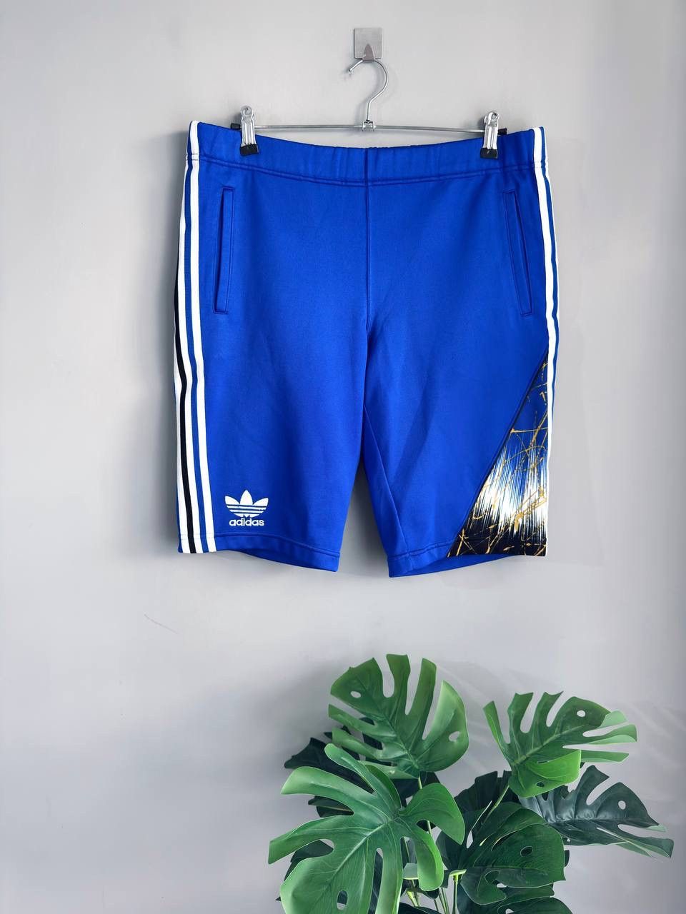 Adidas Vintage Adidas by Descente 80s Men Shorts Made in Japan L-XL Size US 36 / EU 52 - 1 Thumbnail