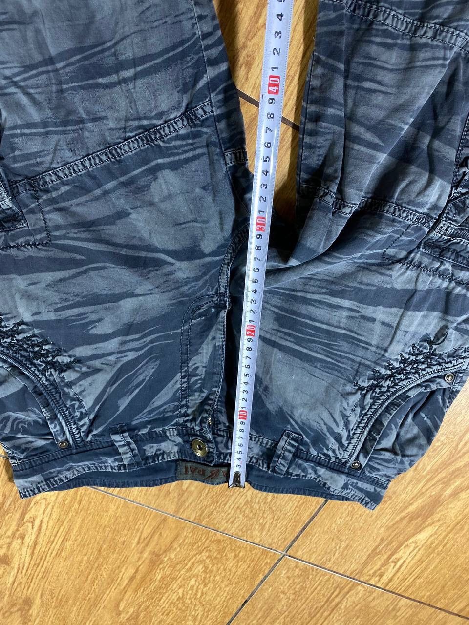 Other Rare CARGO MILITARY CAMO SHORTS 90s Y2K multipocked Size US 32 / EU 48 - 10 Thumbnail