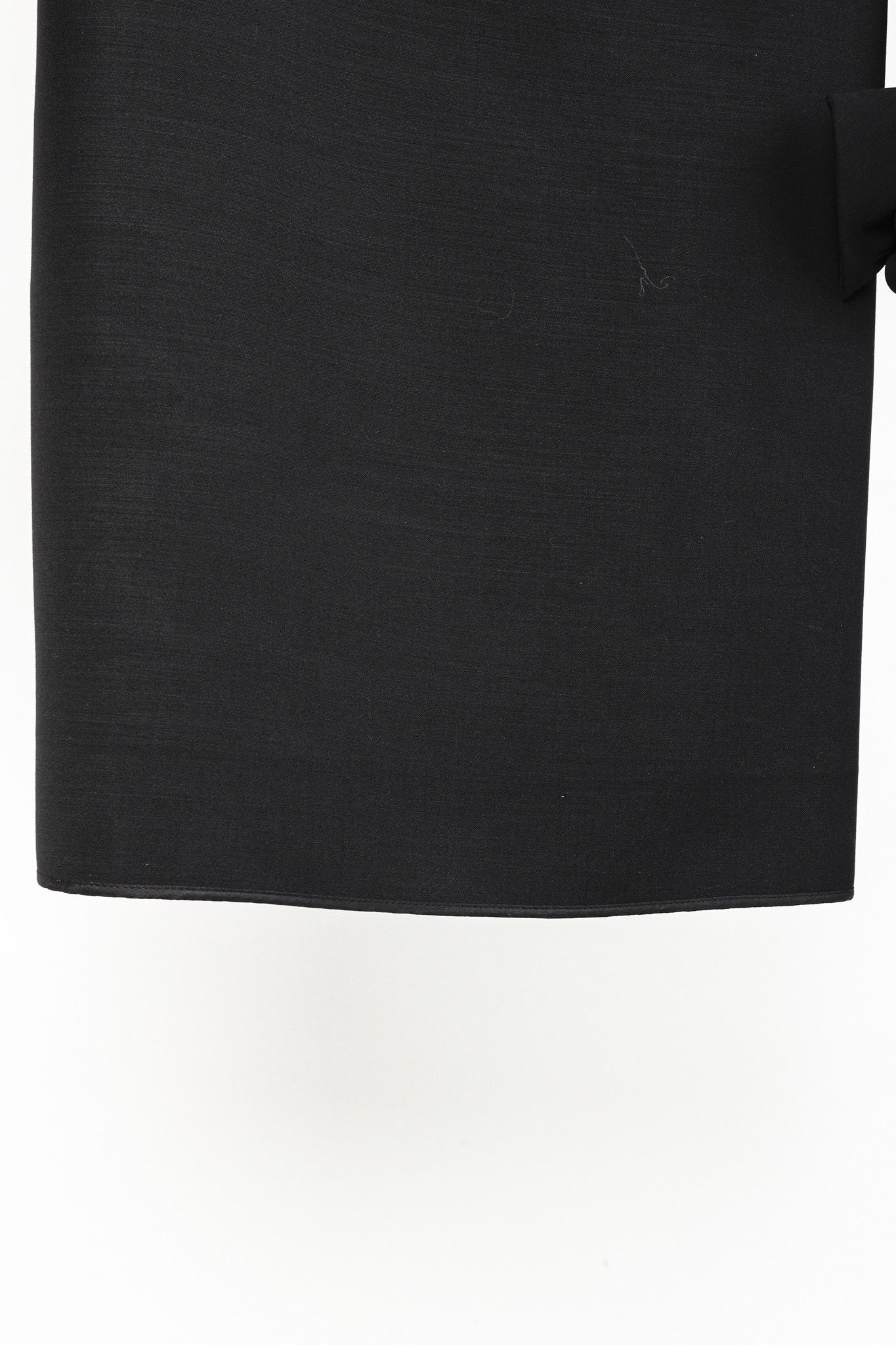 Valentino Valentino SS/18 Very V Black Wool-Cady Lace-Up Sleeve Dress Size M / US 6-8 / IT 42-44 - 7 Thumbnail
