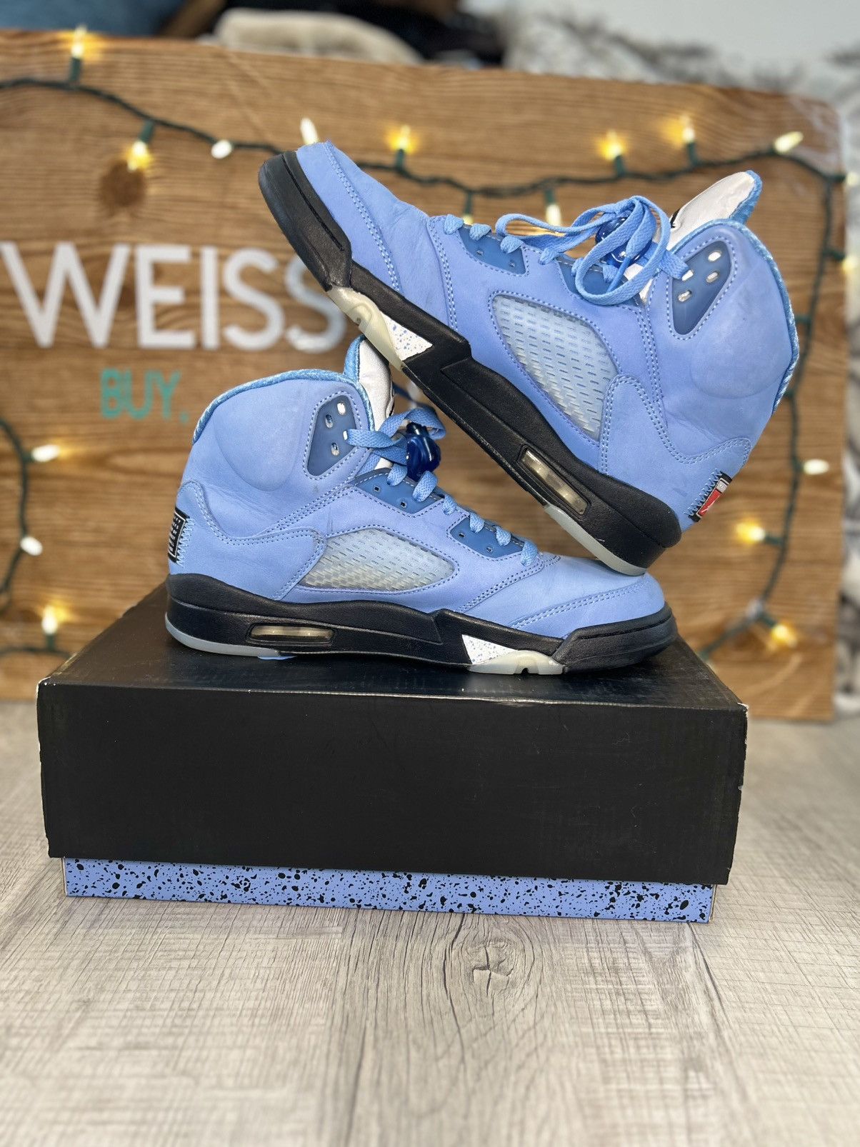 Jordan Brand Jordan 5 UNC Size US 8.5 / EU 41-42 - 3 Thumbnail