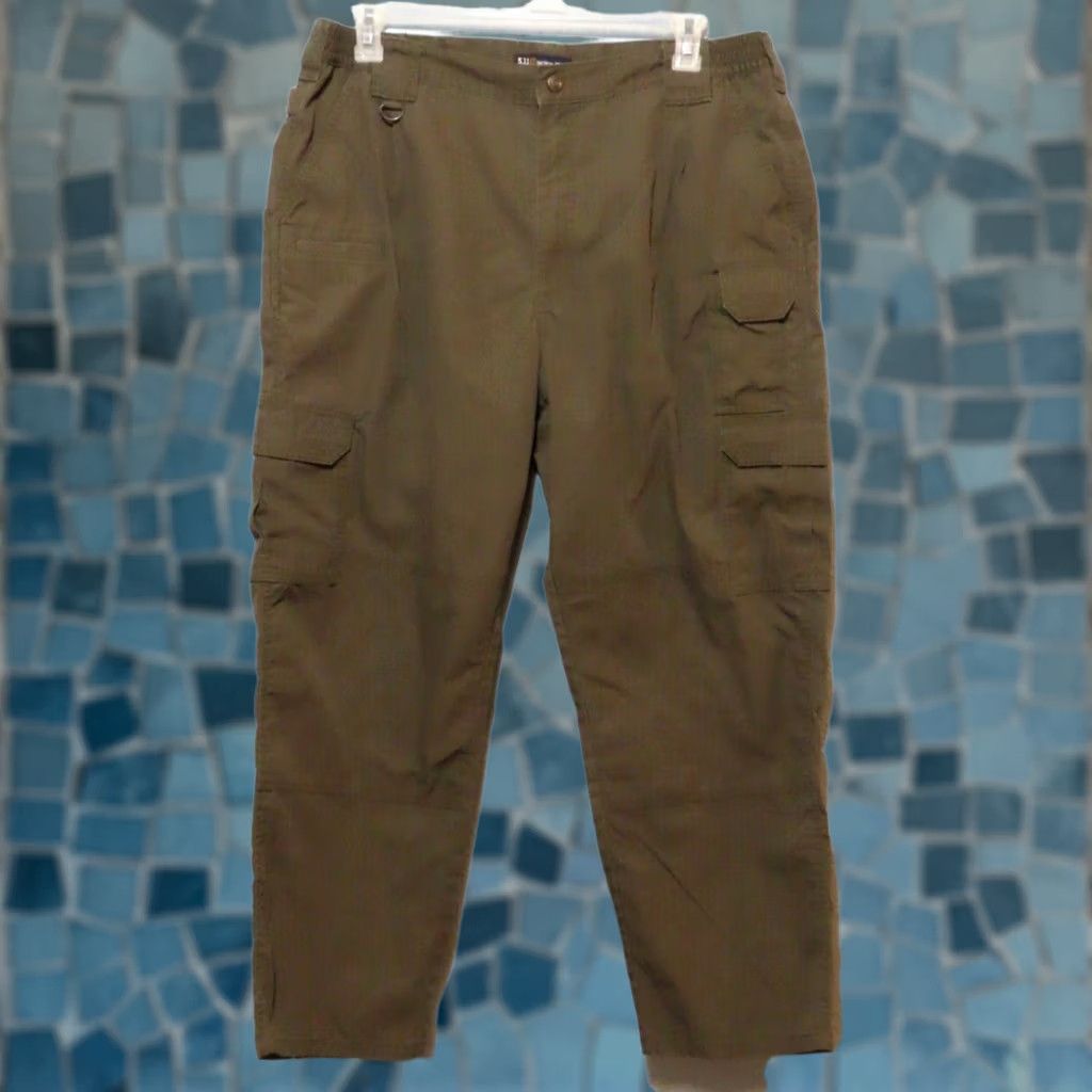 Vintage 5.11 Tactical Pants Men 40x30 Green Khaki Cargo Canvas Cotton Flat Front Straight Style Workwear 511 Tactical 74273 Size US 40 / EU 56 - 1 Thumbnail