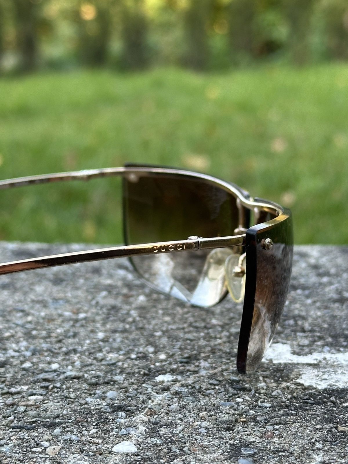 Gucci Vintage Gucci Sunglasses GG2652/S Gold with case Size ONE SIZE - 4 Thumbnail