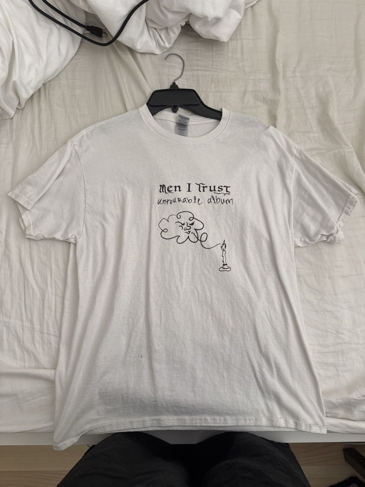 Other Men I Trust Untourable Album Candle T Shirt Size US L / EU 52-54 / 3 - 1 Thumbnail