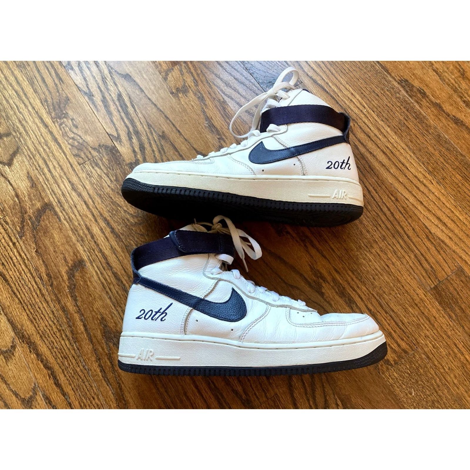 Nike VINTAGE Nike Air Force 1 High Mens Size 9.5 White 20th Anniversary 624038-142 Sneakers Size US 10 / EU 43 - 4 Thumbnail