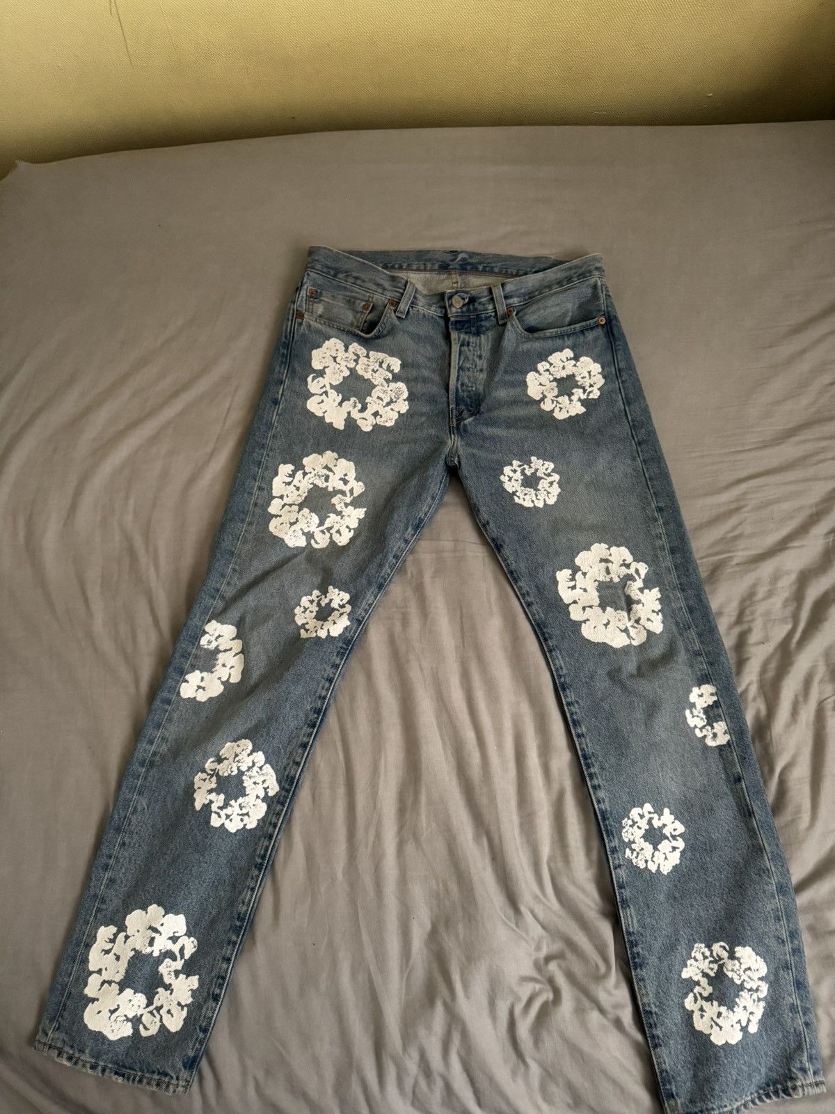 DENIM TEARS × Levi's Denim Tears x Levi's Cotton Wreath Jean Size US 32 / EU 48 - 1 Thumbnail