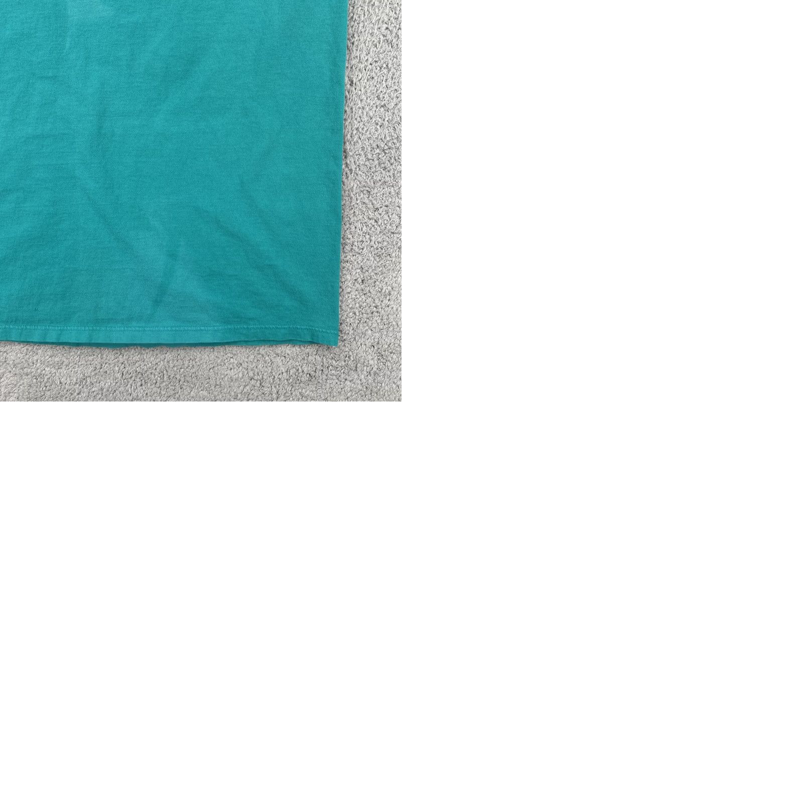 Vintage VINTAGE Pooh Graphic Tee Unisex One Size Fits Most Green 1990s Pooh Tiger Piglet Short Sleeve Men Size US M / EU 48-50 / 2 - 10 Thumbnail