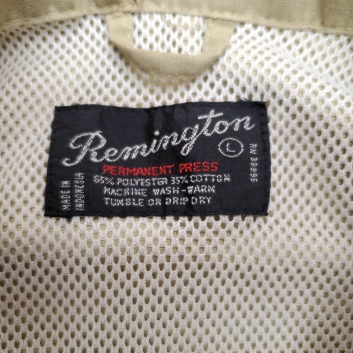 Pistola VINTAGE Remington Bomber Jacket Mens L Khaki Beige Poplin NRA Pistol Outdoor 90s Mens Size US L / EU 52-54 / 3 - 6 Thumbnail